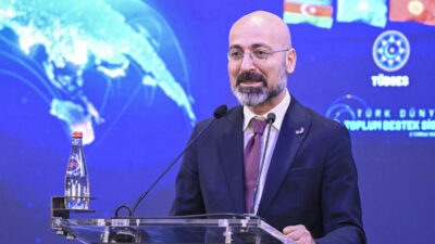 - AK Parti Genel Başkan Yardımcısı ve Türk Devletleri ile
