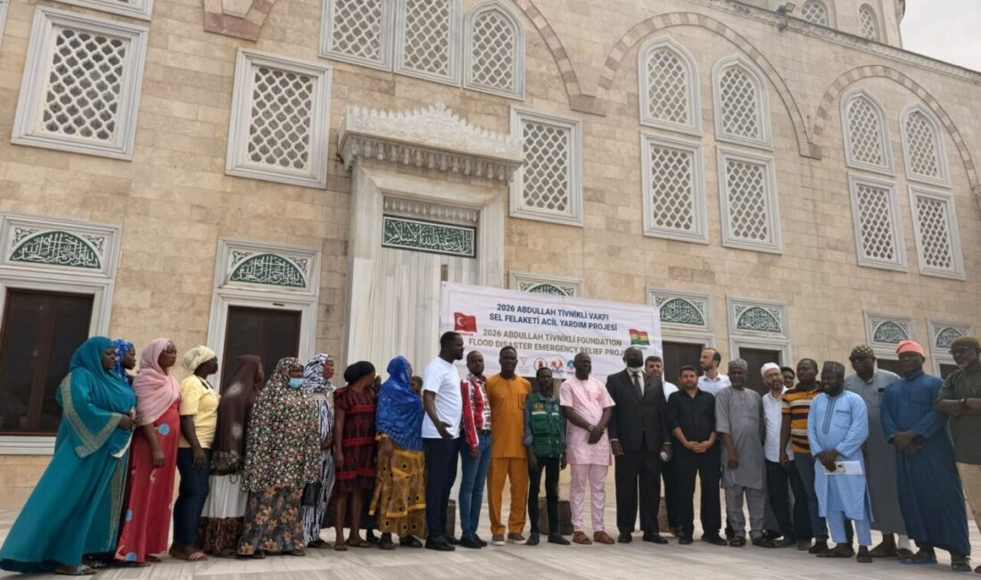 ABUJA (AA) – Türk hayır kurumlarından Aziz Mahmud Hüdayi Vakfı