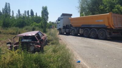 UŞAK (AA) – Uşak'ın Banaz ilçesinde tırla çarpışan otomobilin sürücüsü