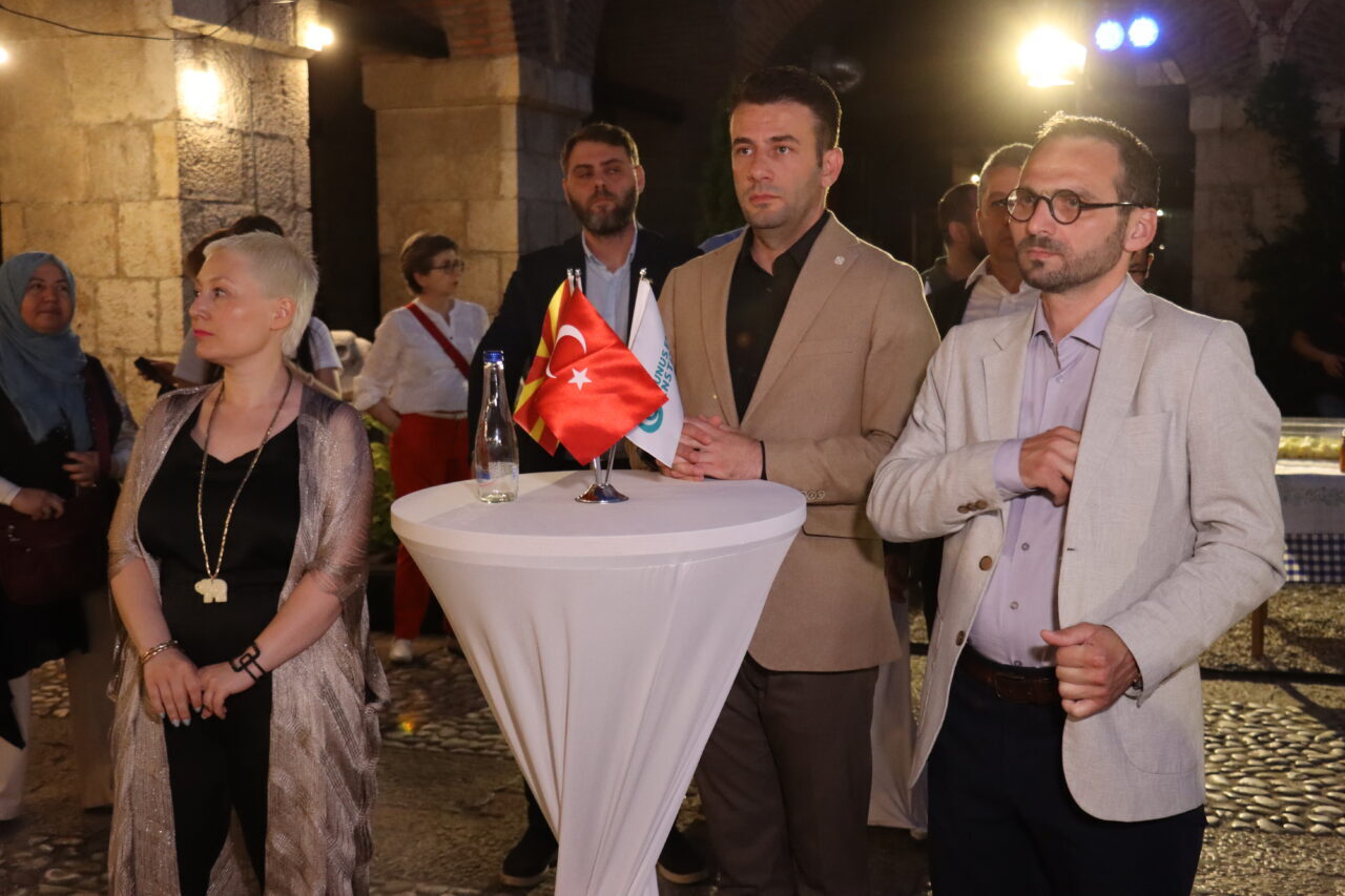 ÜSKÜP (AA) – Kuzey Makedonya'nın başkenti Üsküp'te "Ayasofya-Sessizliğin Işığı" sergisinin