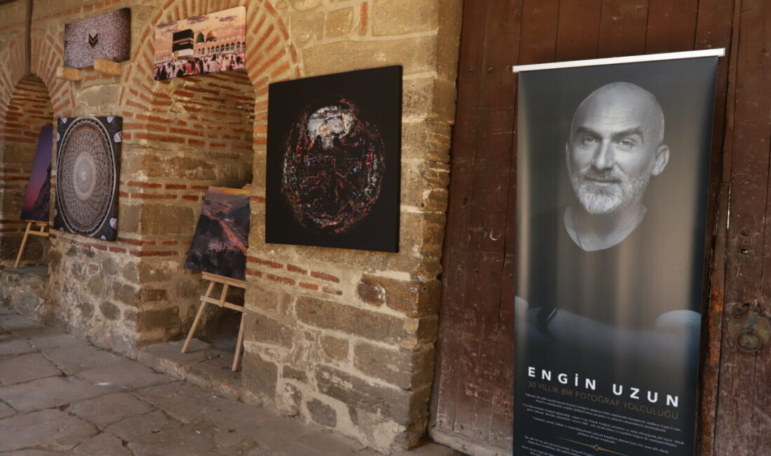 ÜSKÜP (AA) – Kuzey Makedonya'nın başkenti Üsküp'te fotoğraf sanatçısı Engin