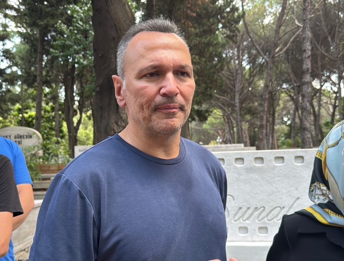 İSTANBUL (AA) – Türk sinemasının unutulmaz ismi Kemal Sunal, vefatının
