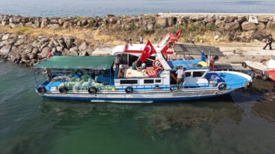 VAN (AA) – Van'da balıkçılar, üremek için tatlı sulara göç