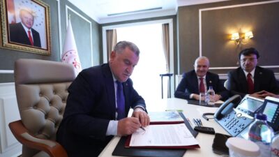 VAN (AA) – Gençlik ve Spor Bakanı Osman Aşkın Bak,