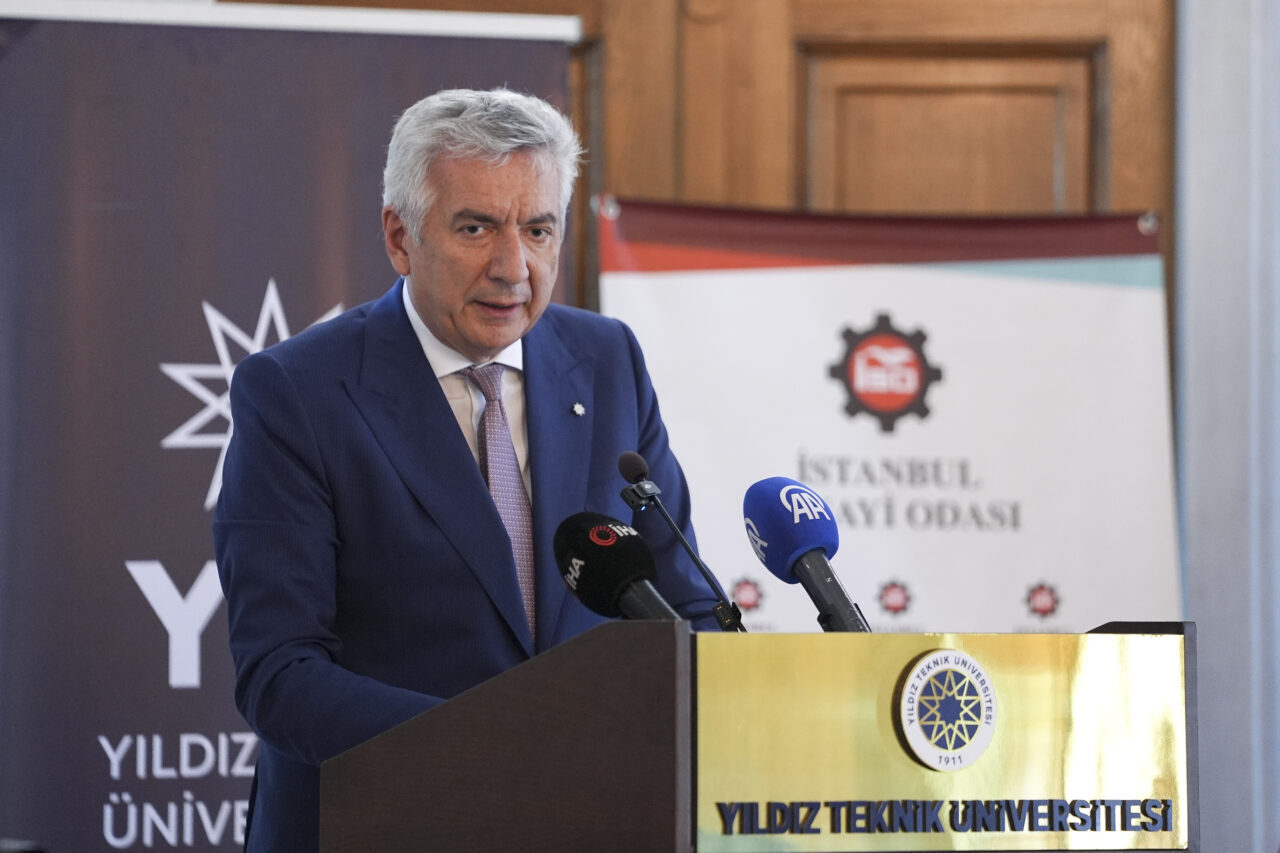 - İstanbul Valisi Davut Gül:
- "İhtiyacımız olan aslında bugün tanıtımını