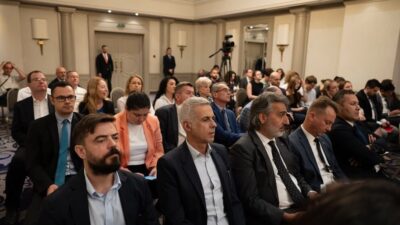 ANKARA (AA) – Cumhurbaşkanlığı İletişim Başkanlığınca Hırvatistan'ın başkenti Zagreb'de "Yük