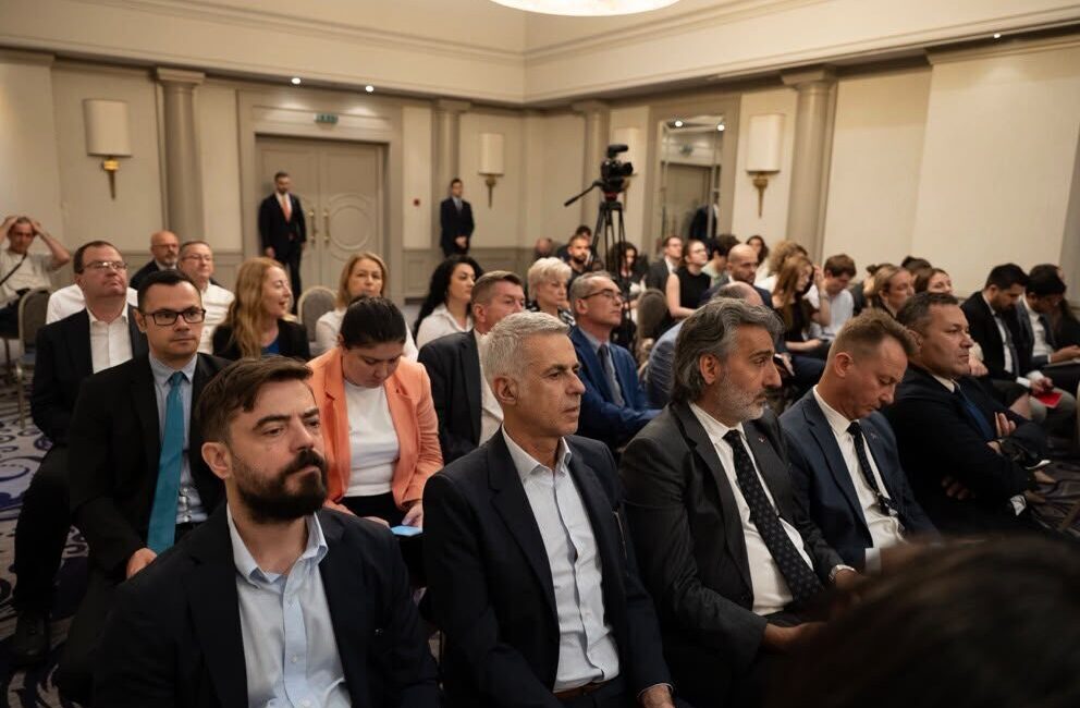 ANKARA (AA) – Cumhurbaşkanlığı İletişim Başkanlığınca Hırvatistan'ın başkenti Zagreb'de "Yük