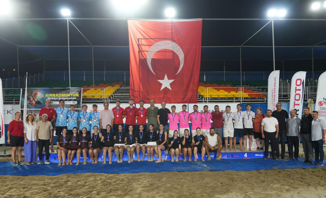 - Organizasyonda erkeklerde Erzincan İl Özel İdaresi, kadınlarda ise Egospor
