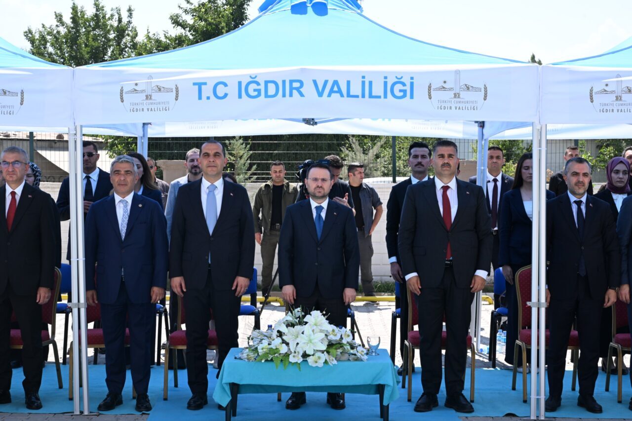 ANKARA (AA) – Adalet Bakanı Akın Gürlek, Iğdır'da adliye lojmanlarının