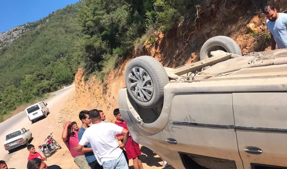 ADANA (AA) – Adana'nın Kozan ilçesinde otomobilin devrilmesi sonucu 1'i