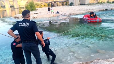 ADIYAMAN (AA) – Adıyaman'da Fırat Nehri kıyısında suyun yükselmesi sonucu