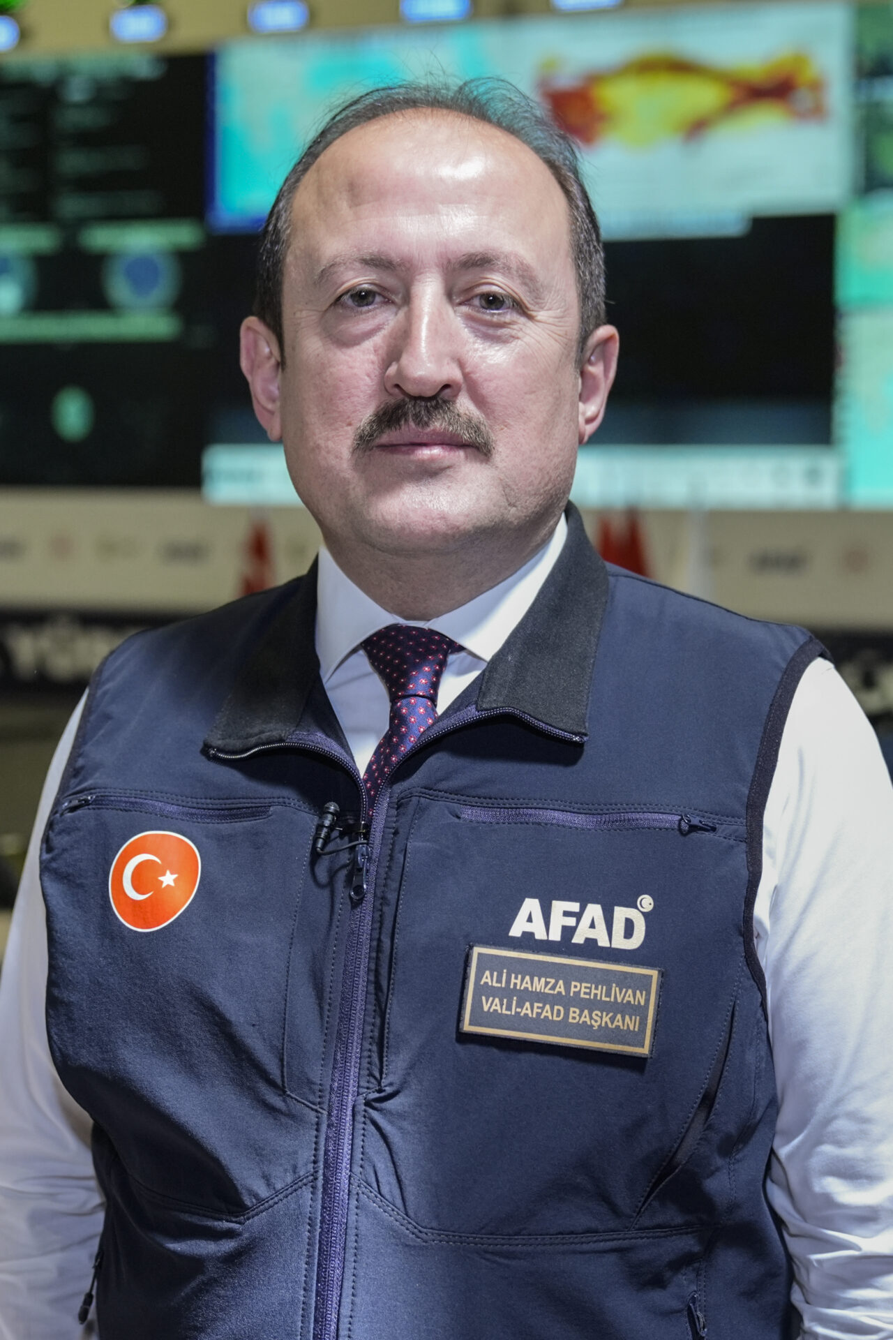 - "1999 yılında 3 arama kurtarma birliği vardı ve yüzlerle