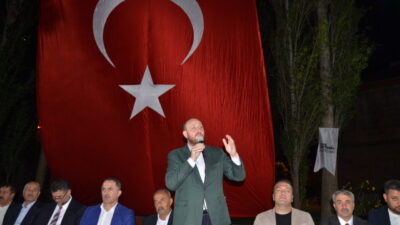 - "Ömrünü, mücadelesini, milliyetçi camianın bugünlere gelmesine vakfeden, hayatını bu