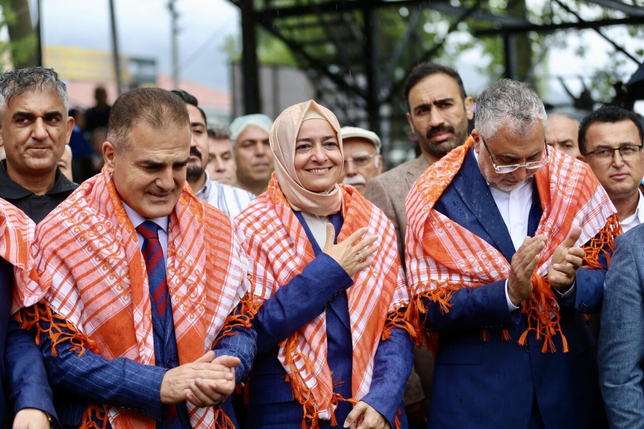 - "Bugün Türkiye artık kendi kararlarını veren, kendi teknolojisini geliştiren,