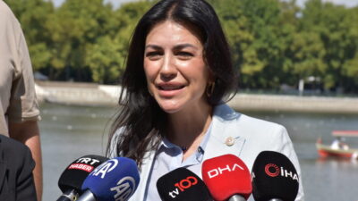 - "Biz bir millet bahçesi yapıyorsak, bir köprü, yol ya