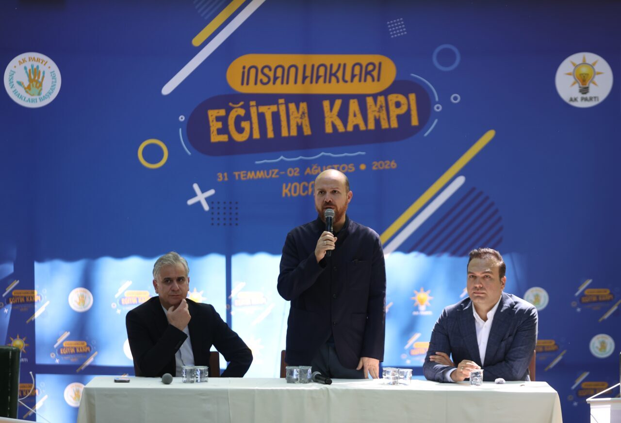 - Kamp kapsamında Dünya Etnospor Birliği Başkanı Bilal Erdoğan, AK