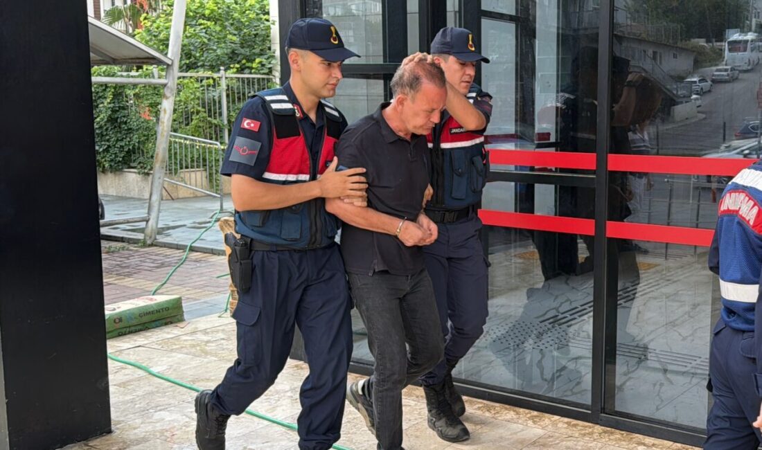 ANTALYA (AA) – Antalya'nın Alanya ilçesinde tartıştığı eşi ve kayınvalidesini