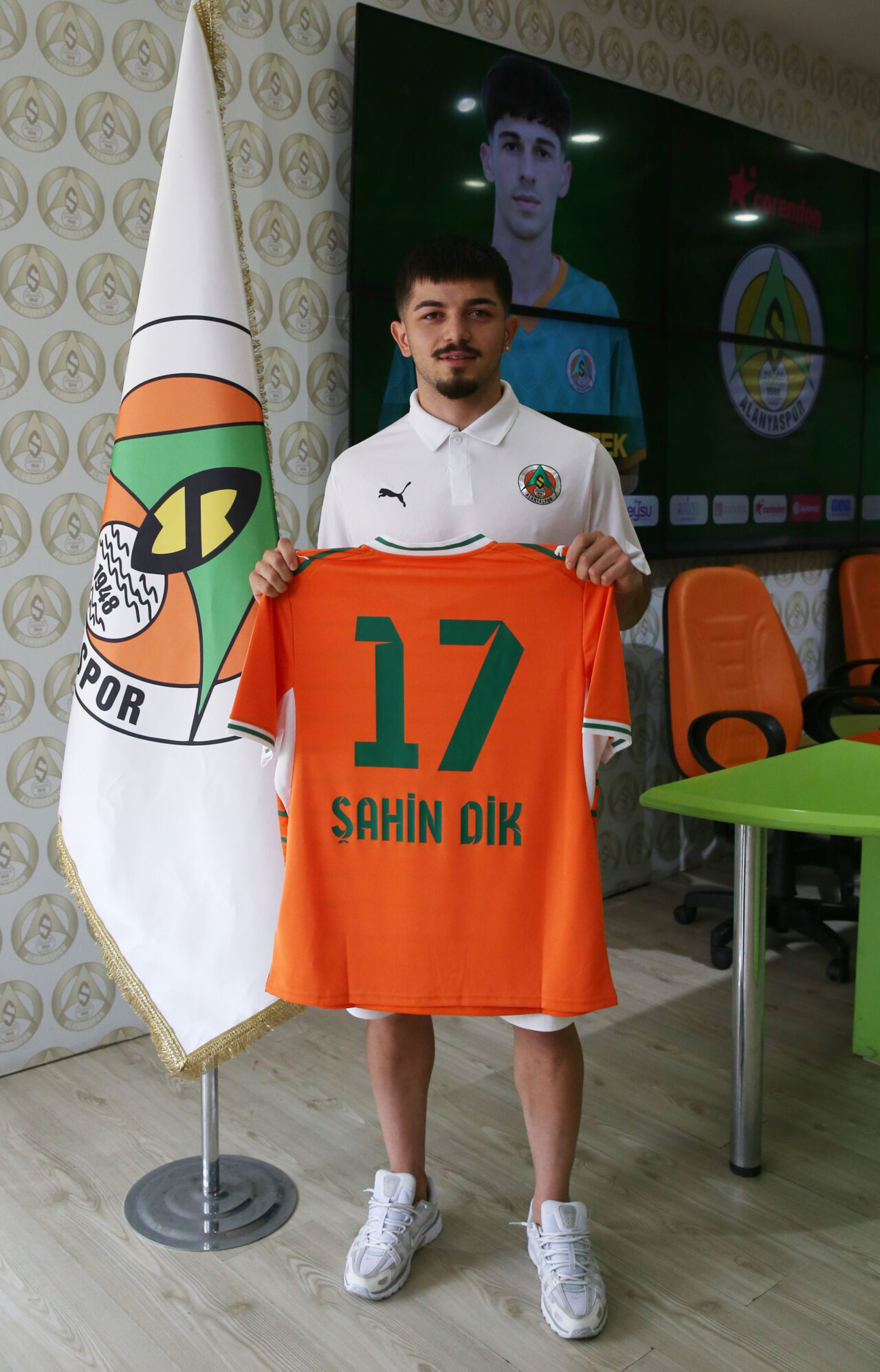 ANTALYA (AA) – Trendyol Süper Lig ekiplerinden Corendon Alanyaspor, kadrosunu