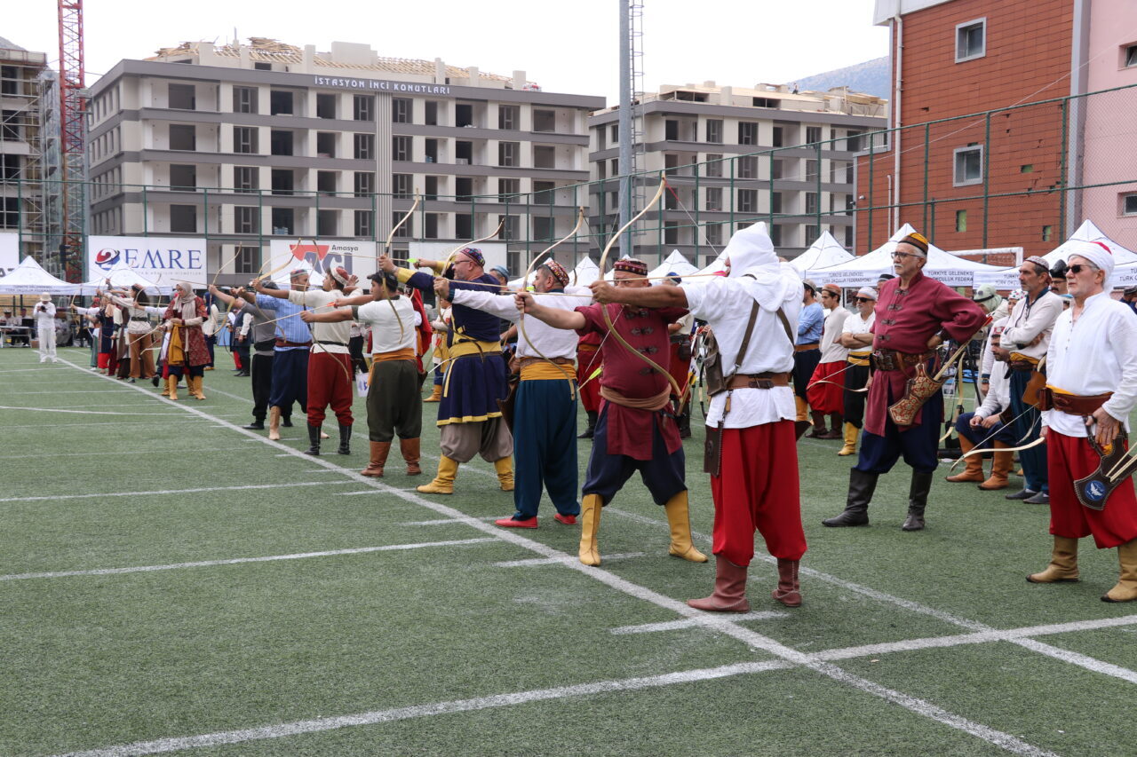 AMASYA (AA) – Türkiye Geleneksel Türk Okçuluk Federasyonu tarafından düzenlenen