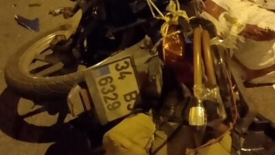 BOLU (AA) – Anadolu Otoyolu'nun Bolu Dağı Tüneli kesiminde kamyona