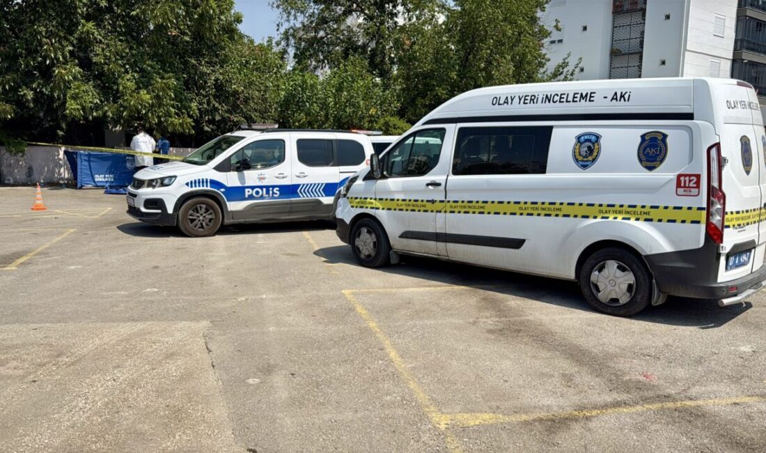 ANTALYA (AA) – Antalya'nın Muratpaşa ilçesinde pazar yerinde ölü bulunan
