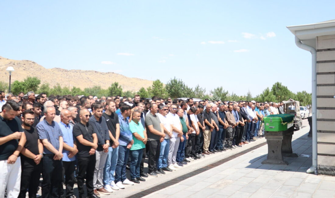KAYSERİ (AA) – Antalya'nın Konyaaltı ilçesinde denizde boğulan Uğur Kaan'ın