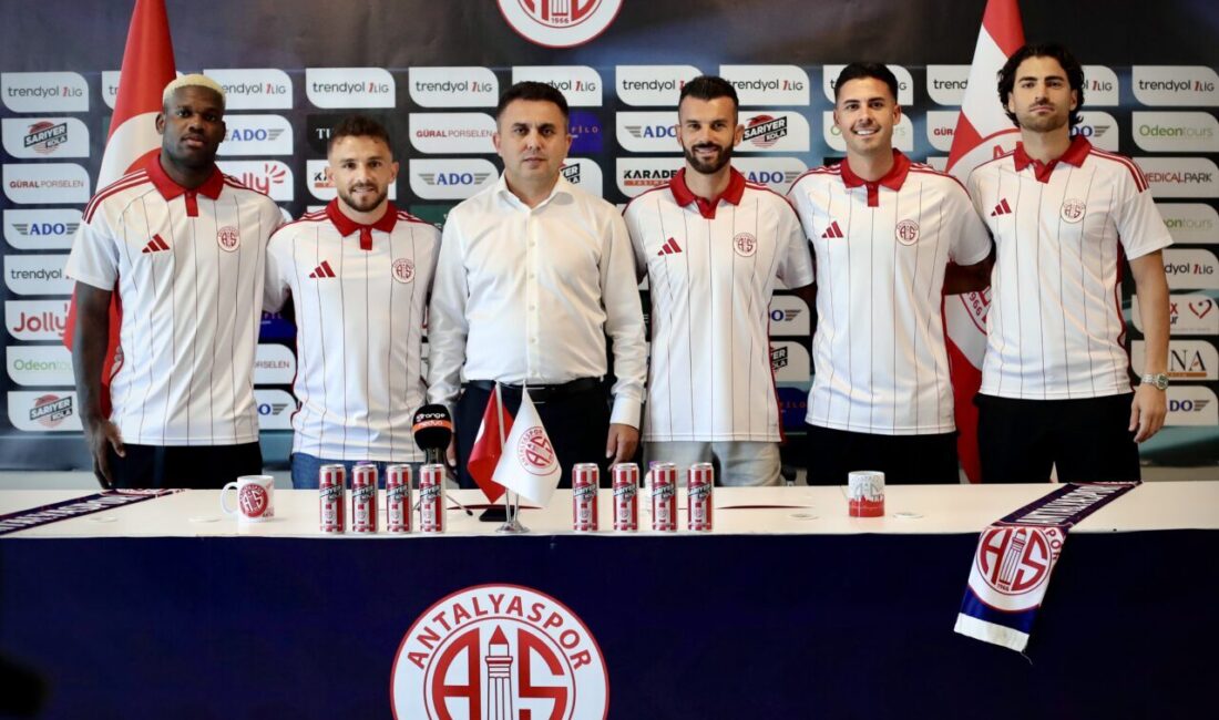 ANTALYA (AA) – Transfer engelini kaldıran Antalyaspor, kadrosuna 5 yeni