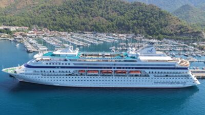 MUĞLA (AA) – Panama bandıralı "Astoria Grande" adlı kruvaziyer, Muğla'nın