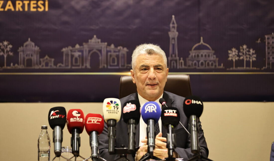 - "İnanıyorum ki 4 yıl içinde Çorum 10 milyar dolarlık