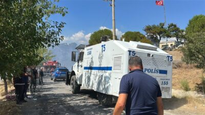 BALIKESİR (AA) – Balıkesir'in Edremit ilçesinde yerleşim yerine yakın bir