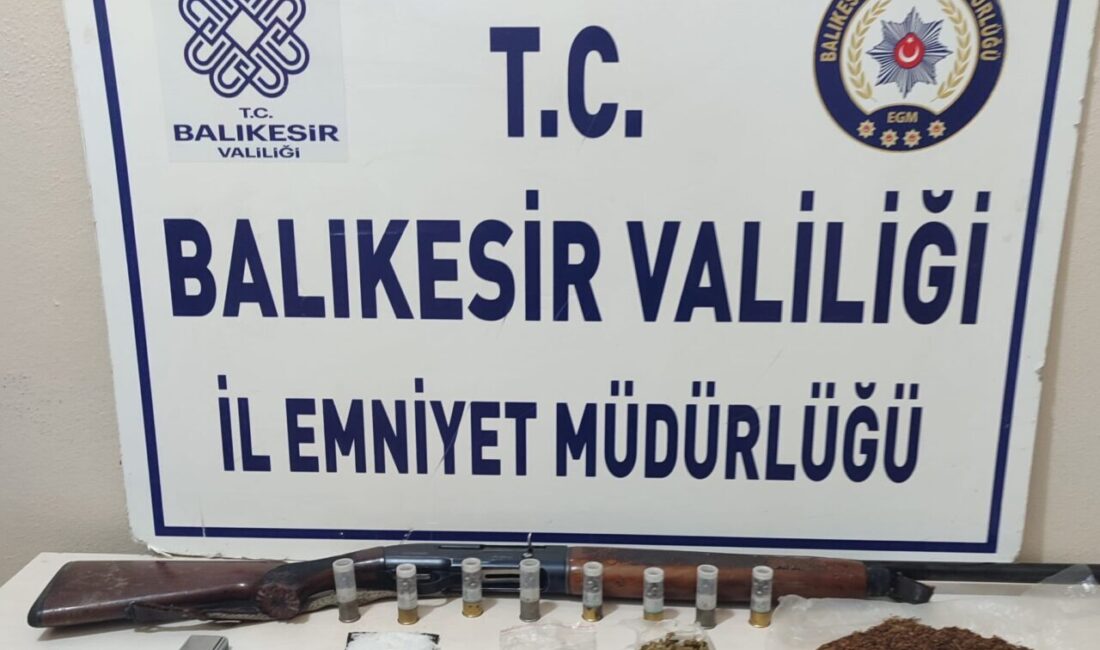 BALIKESİR (AA) – Balıkesir'in Susurluk ilçesinde düzenlenen uyuşturucu operasyonunda gözaltına