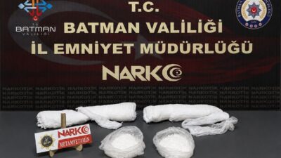 BATMAN (AA) – Batman'da kolundaki alçıya gizlenmiş 1 kilo 18