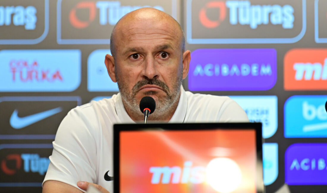 - Beşiktaş'ın Portekizli futbolcusu Tiago Djalo:
"(Vlahovic ile ilgili) Kendisiyle daha