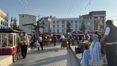 İSTANBUL (AA) – Fatih Belediyesi tarafından 30 Ağustos Zafer Bayramı
