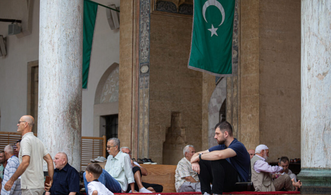 SARAYBOSNA (AA) – Bosna Hersek'in başkenti Saraybosna'da, Mevlit Kandili dolayısıyla