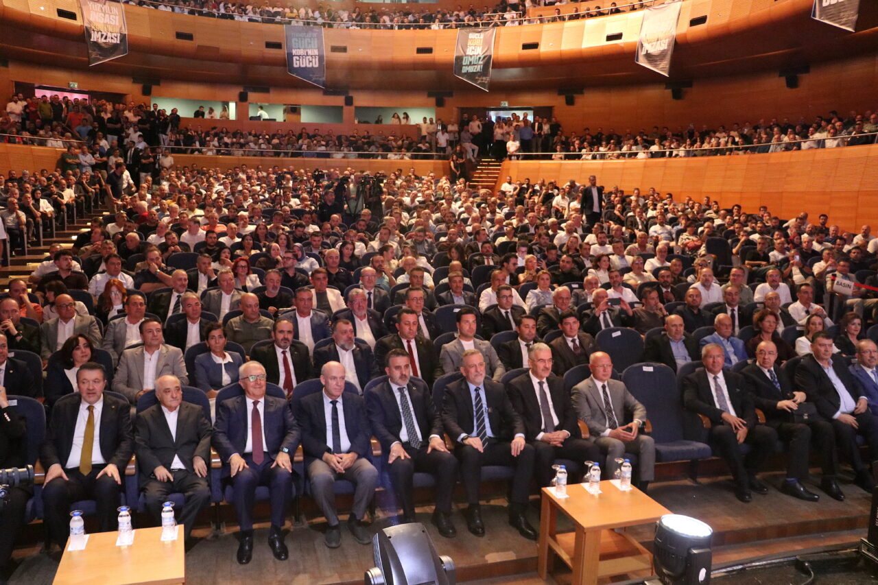 - Bursa Ticaret ve Sanayi Odası Başkanı İbrahim Burkay:
- "Ana