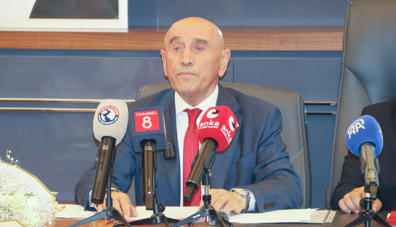 - "Barış içinde demokratik, eşit ve üreten bir Türkiye'yi hep