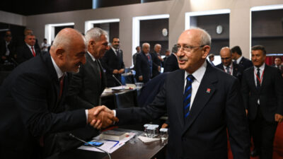 - "CHP'den ayrılanlarla sakın ola ki bir tartışmaya girmeyin. Bizim