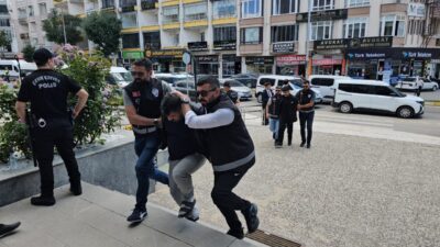 - Kavgayla ilgili gözaltına alınan 3 şüpheli adliyeye sevk edildi