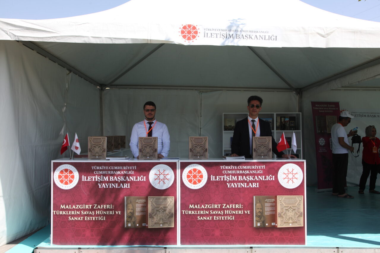 BİTLİS (AA) – Malazgirt Zaferi'nin 955. yıl dönümü etkinlikleri kapsamında