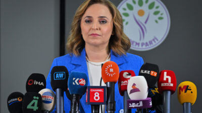 - "Bu atılmış alelade sıradan bir imza değil, ortak geleceğimiz
