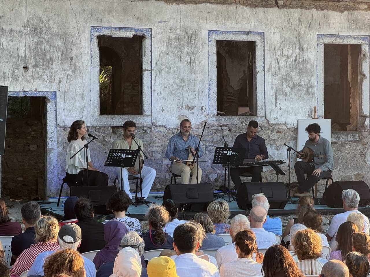 İSTANBUL (AA) – Derya Türkan Ensemble, Osmanlı müziğinde meşk geleneği