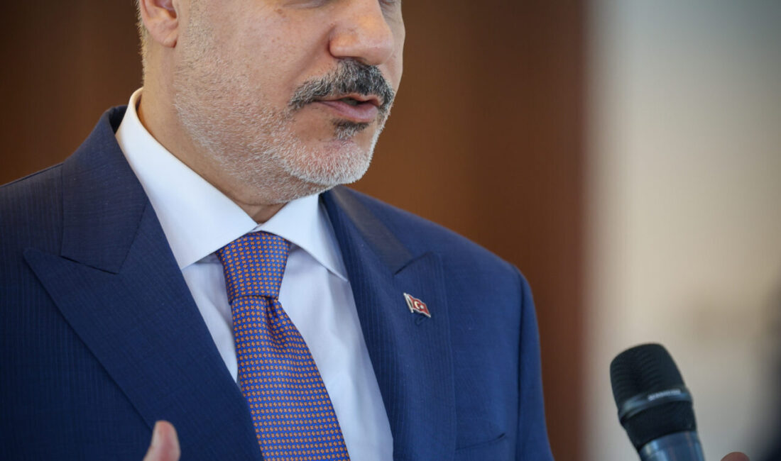 - "Buradaki yapıcı rolümüzü, ara bulucu rolümüzü yürütmeye devam edeceğiz"
-