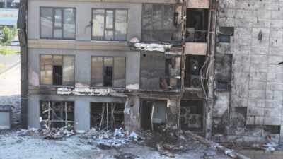 - Site yöneticisi Sercan Öğe:
- "Binada, sürekli rutin olarak kontrollerini