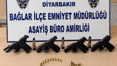 - Zanlıların üstlerinde ve saklandıkları adreste yapılan aramalarda 4 ruhsatsız