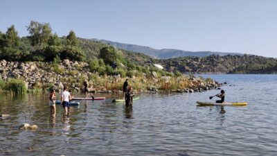 BİTLİS (AA) – Bitlis'in Tatvan ilçesinde bir araya gelen doğaseverler,