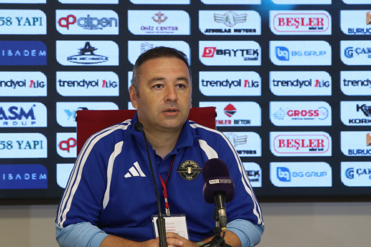 - Sivasspor Teknik Direktörü İsmet Taşdemir:
"Sezonun ilk maçı olmasına rağmen