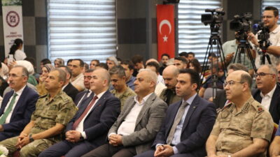 ELAZIĞ (AA) – Elazığ'da, Vali Numan Hatipoğlu başkanlığında "İl Afet