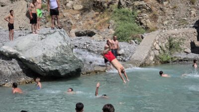ERZİNCAN (AA) – Erzincan'ın Üzümlü ilçesinde tarım arazilerinin sulanmasında kullanılan