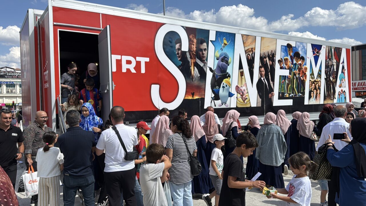 ERZİNCAN (AA) – TRT Genel Müdürlüğünce sinemaya erişim imkanı sınırlı